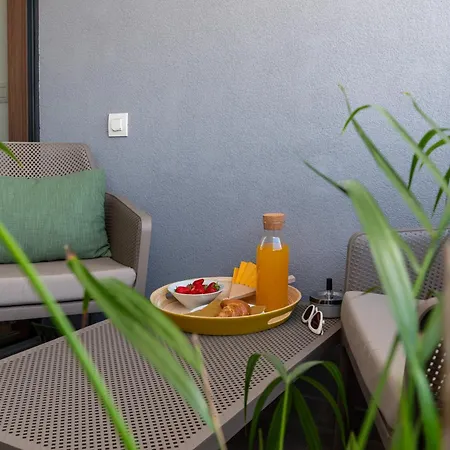 Central Apartment With Garage Zadar Exterior photo