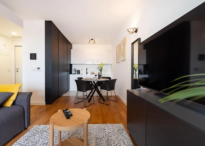 Central Apartment With Garage Zadar